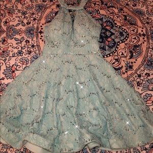 Windsor dress wore once